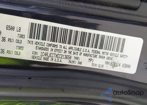 2014 Jeep Grand Cherokee Overland z USA, uszkodzony, nr VIN 1C4RJECTXEC213650